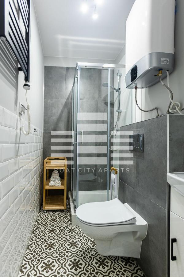 Boat City Aparts - Dworzec Lodz Fabryczna Εξωτερικό φωτογραφία