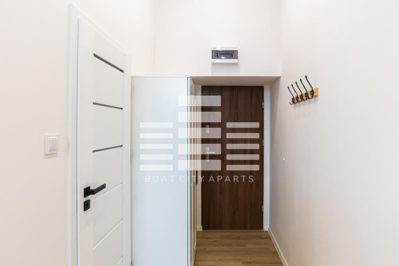 Boat City Aparts - Dworzec Lodz Fabryczna Εξωτερικό φωτογραφία